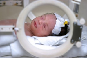 Los Angeles Birth Injury Lawyer - baby in incubator